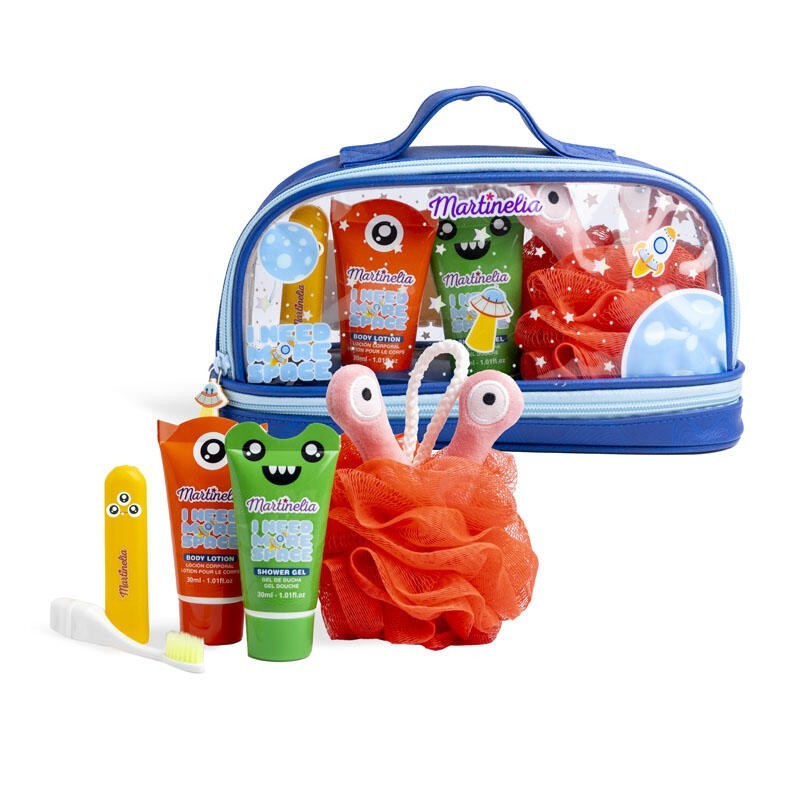 Set de baño infantil en neceser: gel de ducha-loción corporal-cepillo de dientes-esponja de alien-MA-85410-Martinelia